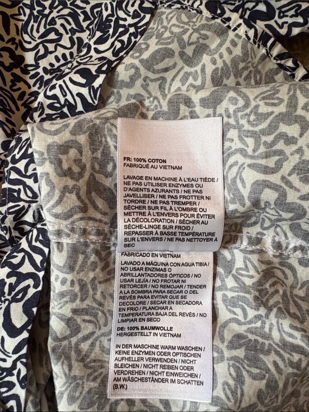 Rodd & Gunn Navy and White Short-Sleeve Printed Button-Down Shirt - Picture 7 of 8